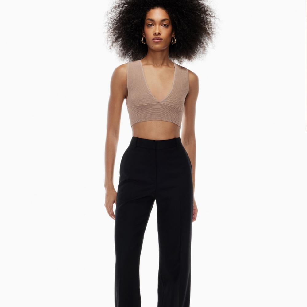 Aritzia Babaton Sculpt Knit Deep V Neck White Size Small